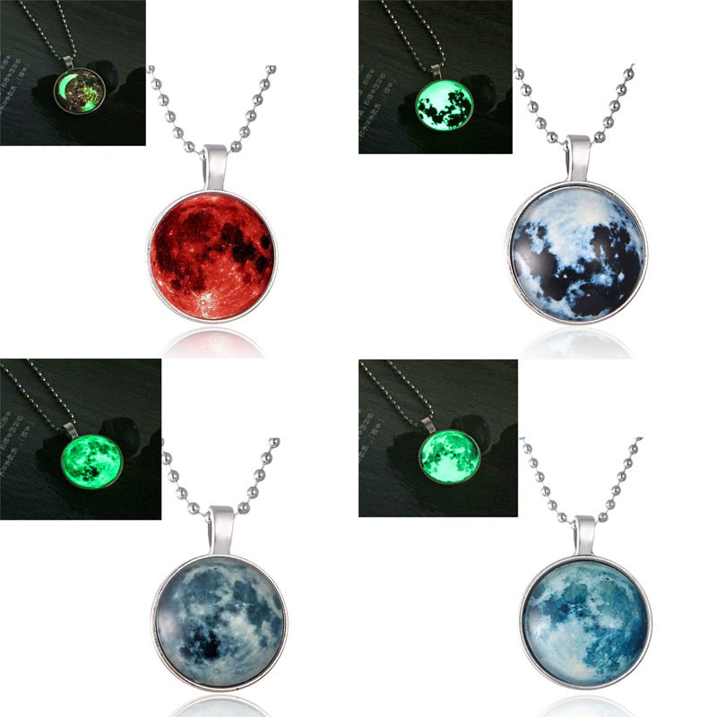 Fashion Women Luminous Moon Glow In The Dark Pendant Necklace - Moon Glow Pendant Necklace Fashion Women Luminous Moon Glow In The Dark Pendant Necklace - Moon Glow Pendant Necklace