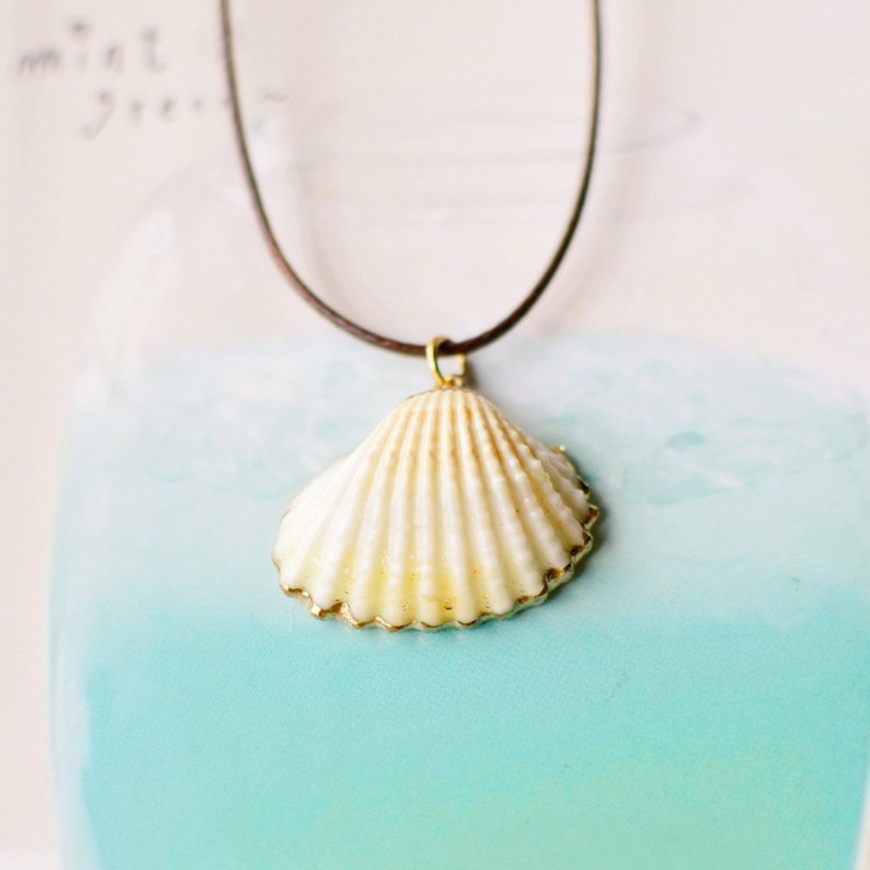 Seashell and Sea rope necklace